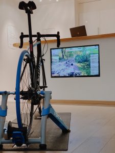 Vélo VR 225x300 - Technologie: comment impacte-elle le football et le cyclisme?
