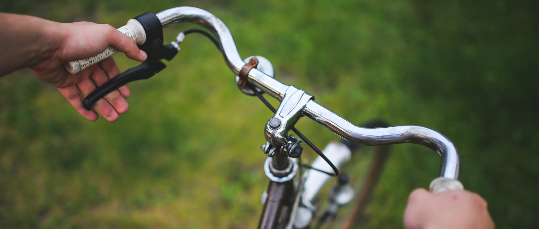 10 raisons d’aller au boulot à vélo dès aujourd’hui. poster image 10 raisons d’aller au boulot à vélo dès aujourd’hui. Booster la productivité - 10 raisons d’aller au boulot à vélo dès aujourd’hui.