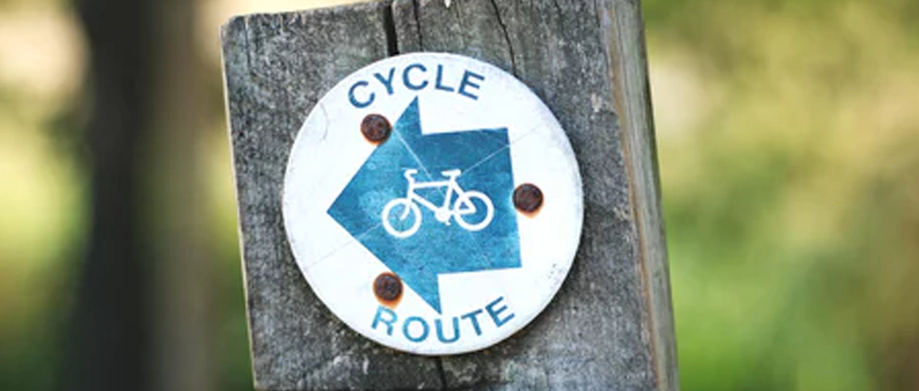 10 raisons d’aller au boulot à vélo dès aujourd’hui. poster image 10 raisons d’aller au boulot à vélo dès aujourd’hui. Diminuer les risques d’accidents. - 10 raisons d’aller au boulot à vélo dès aujourd’hui.